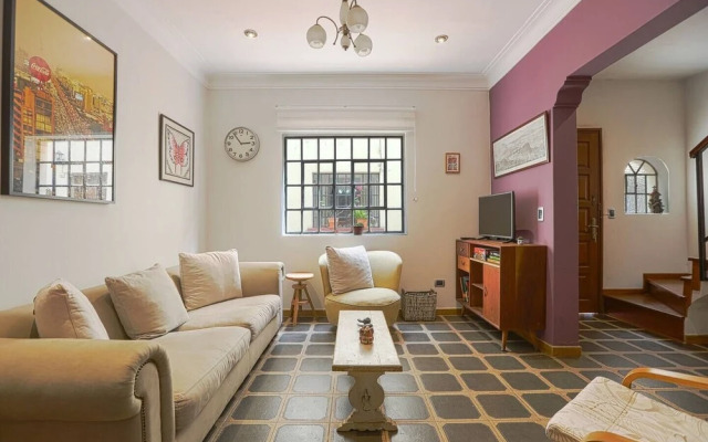 Espaciosa casa en la mejor zona de Miraflores