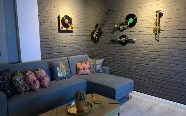 Best Apartment Scheia