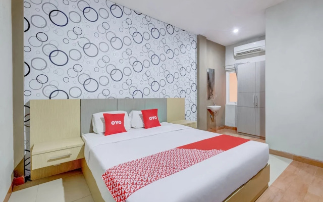 OYO Flagship Tembok Batu Residence