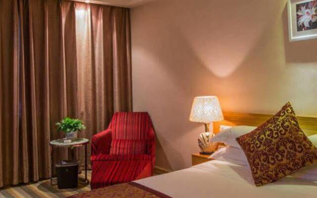 Yijin Business Hotel