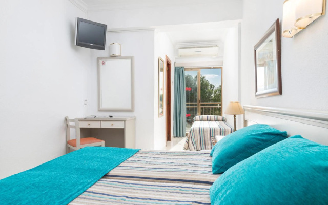 Hotel More