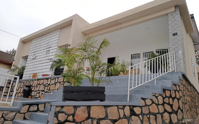 Inzozi Africa House B&B-Gishushu