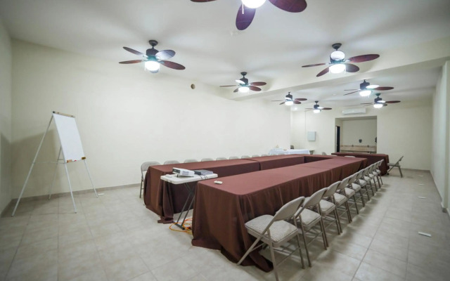 Hotel Angelo's