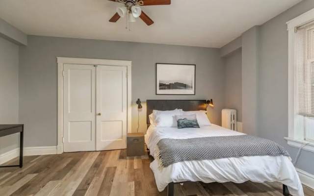 Cozy CWE Apts near BJC by Zencity