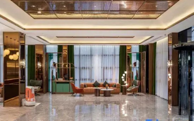 Orange Hotel (Foshan Qiandeng Lake)