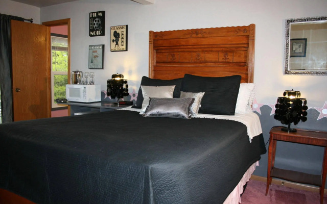 at the Waters Edge Bed & Breakfast