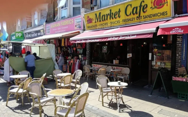Walthamstow - Apartment - Sleeps 3 - Streetparking