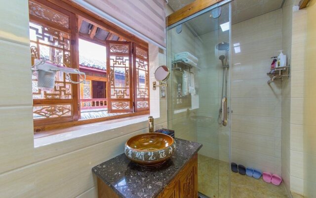 Lijiang JuXian Inn