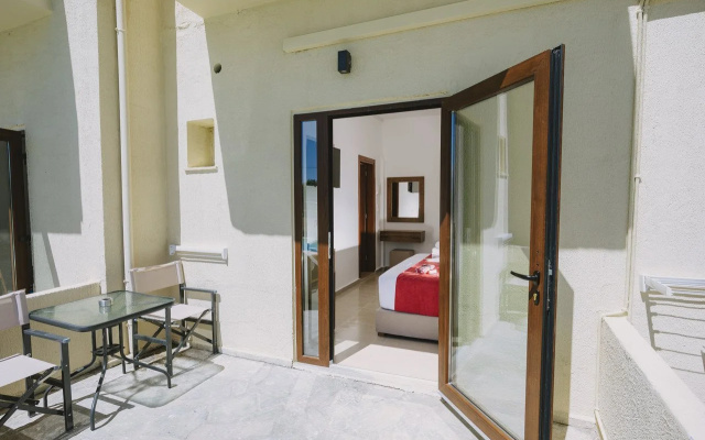 Casa di Notos Beach Hotel-Georgioupolis