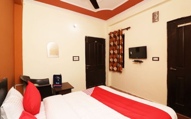 OYO 26815 Hotel Sweet Night