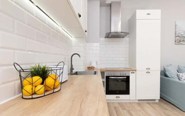 Sky Blue Apartment Waszyngton by Renters