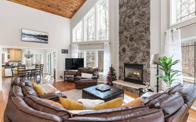 Wintergreen Ridge Retreat - Family Home