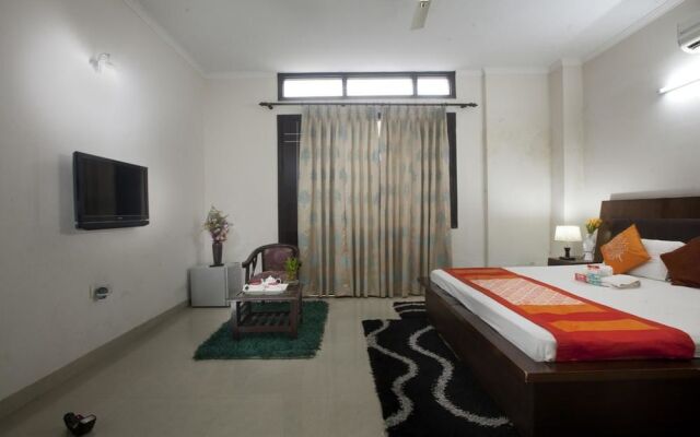 Hotel Spring Leaves Residency by OYO Rooms