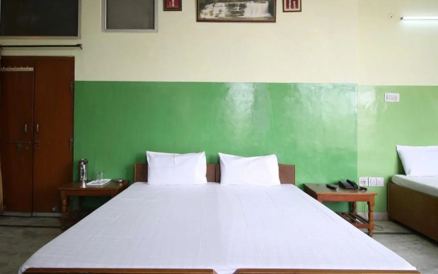 SPOT ON 38614 Shree Shyam Guest House