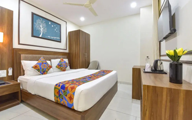 Fabhotel Lfc