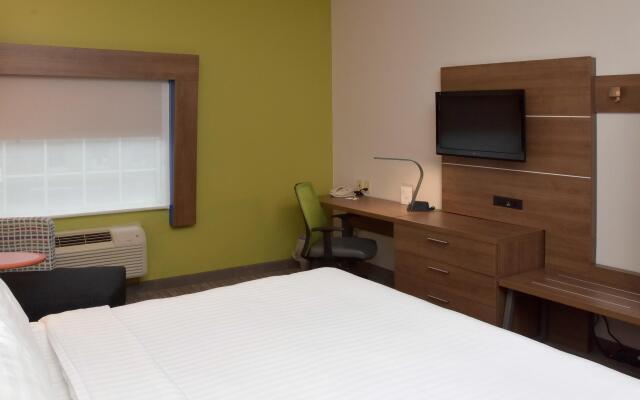 Holiday Inn Express Mount Pleasant-Scottdale by IHG