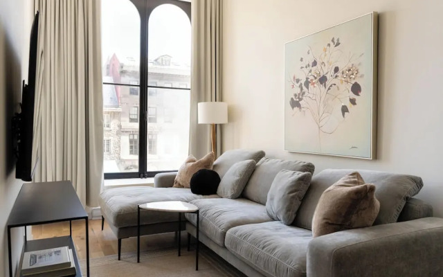 Maison Place Jacques-Cartier by Luxury In Transit