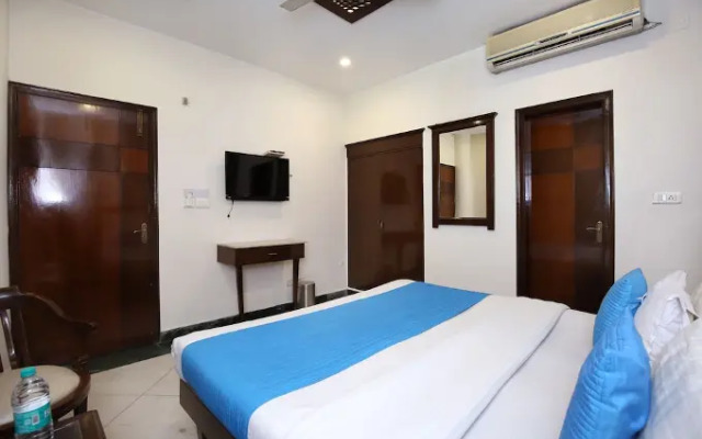 OYO 3987 Hotel Multitech