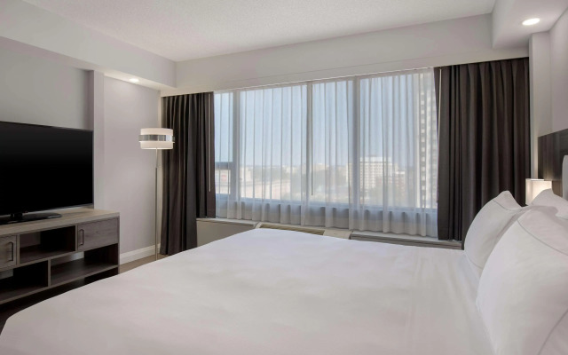 DoubleTree by Hilton Hotel London Ontario