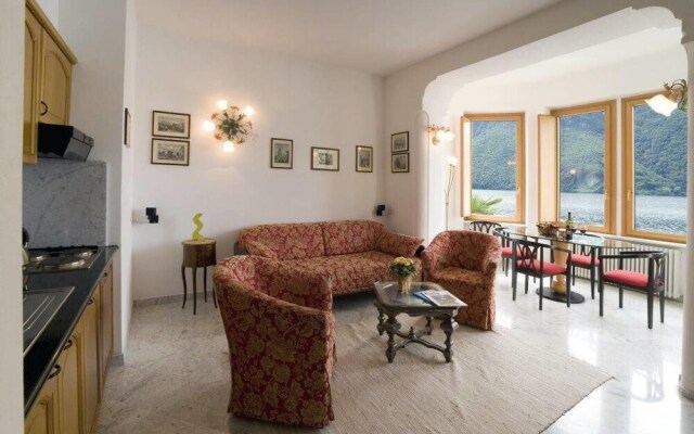 Lake Lugano 1 bed Apartment With Balcony