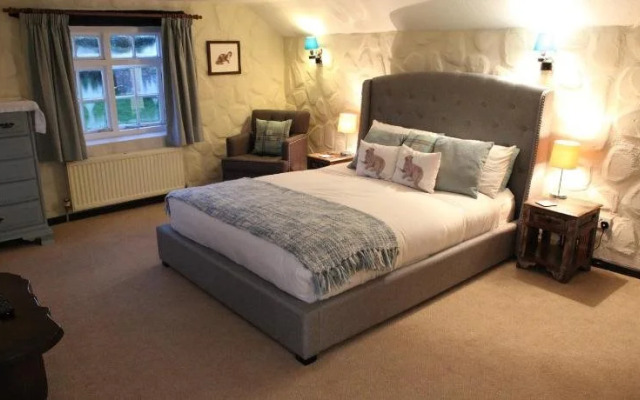 Old Church House Inn