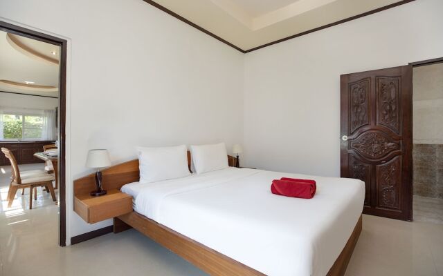 Garden Pool Villa Olivia Near Naiharn