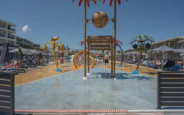 Caretta Paradise Resort & Waterpark
