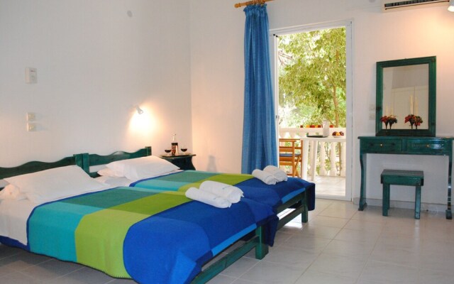 Kuris Apartments