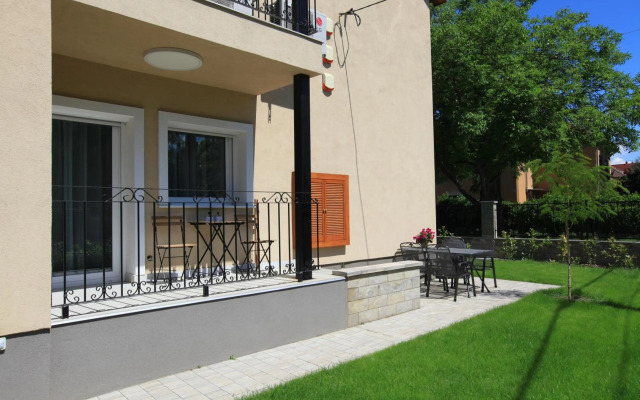 Paskal-Lux Apartments