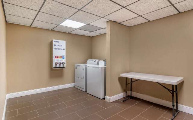 Comfort Inn & Suites Athens North