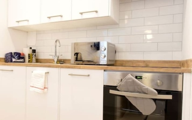 Remarkable 2-bed Apartment in Culross