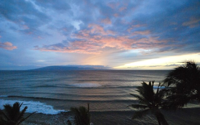 Mahana 604 Oceanfront 1bd/1ba 1 Bedroom Condo by RedAwning