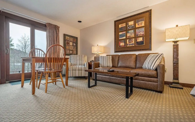 Suites at Silver Tree A123