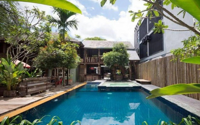 OYO 988 Good Morning Chiang Mai Tropical Inn