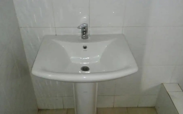 New Mexico Hotel - Takoradi