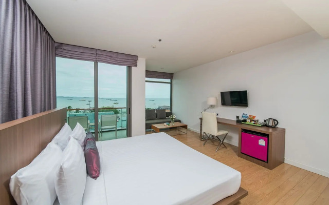 Seven Zea Chic Hotel