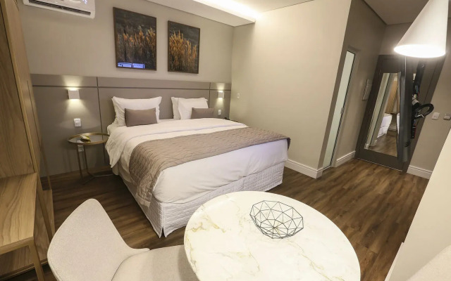4WOO Hotel