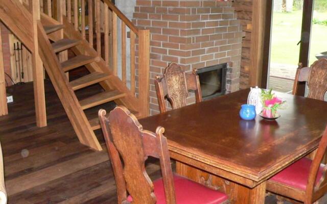 Vikipalu Country House