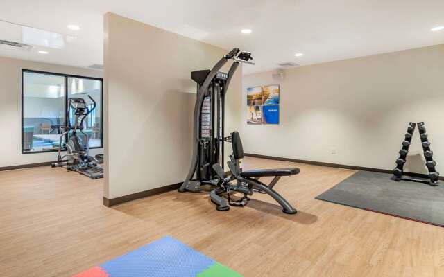 Comfort Suites Grandview - Kansas City