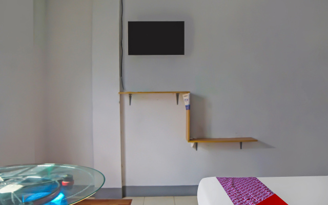 Hotel O Guesthouse Rantang – Guest Rooms – Medan