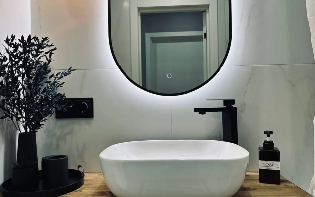 Апартаменты на улице Конституции 5/2