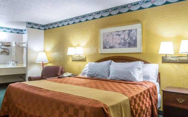 Rodeway Inn Gadsden 1-59 exit 183