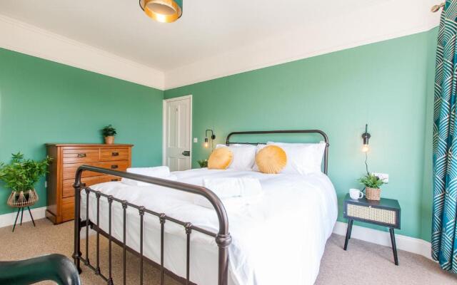 Queen Palm Apartment - Margate - 3 mins walk to beach