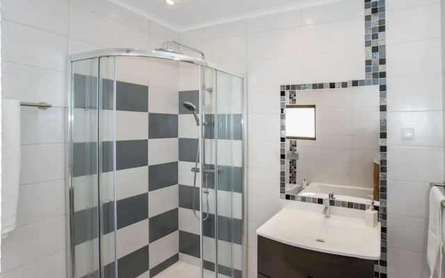 Floresta Fabulous Villa Close to Beach and Golf