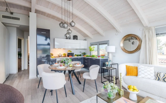 Luce Terrace Penthouse