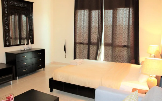 KSLV - Furnished Studio