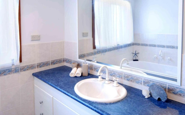 NOBLEVIEW Gerringong 4pm check out Sundays