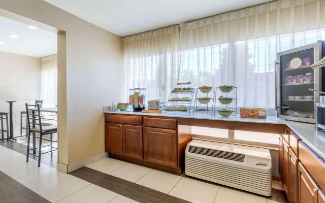 Motel 6 Charlotte, NC – Airport South