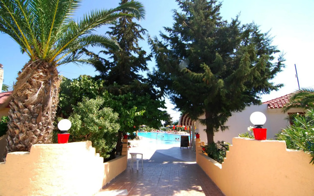 Chrysoula Hotel & Apartments