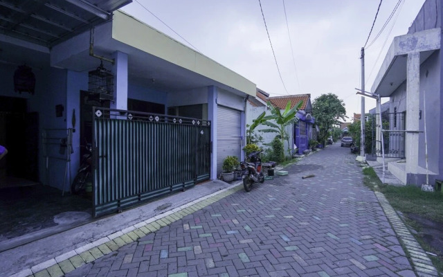 SPOT ON 2219 Madina Residence Syariah
